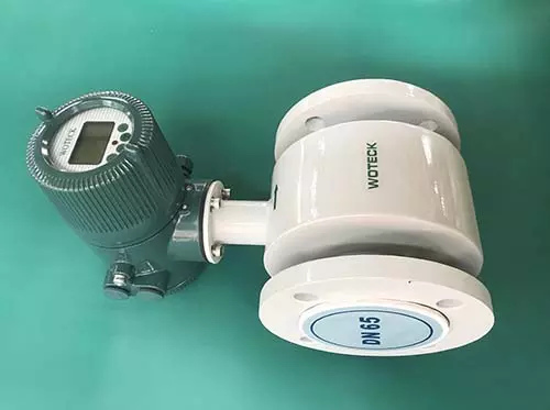 Công tơ nước kiểu điện từ