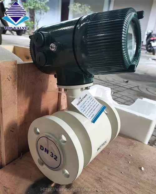 Đồng hồ lưu lượng nước điện từ Woteck Đài Loan DN32