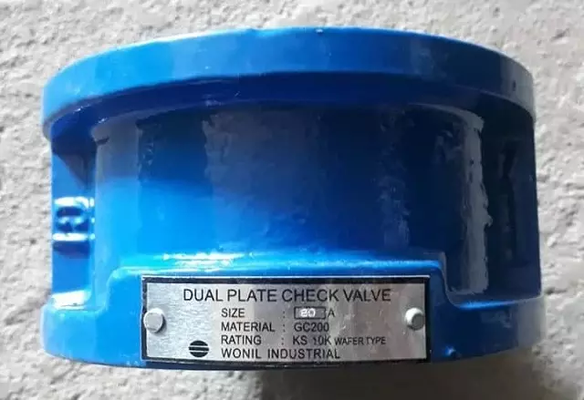 van1chieucanhbuomwonil Van 1 chiều cánh bướm Wonil