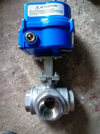 van bi ba ngã điều khiển điện