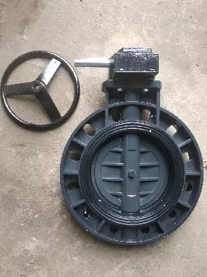 van bướm nhựa tay quay UPVC