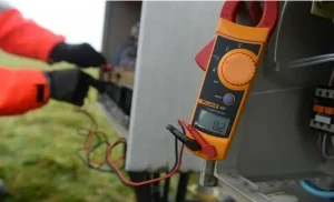 cấu tạo bên ngoài của ampe kế