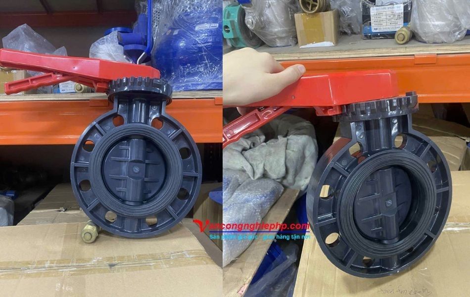 Van bướm nhựa tay gạt